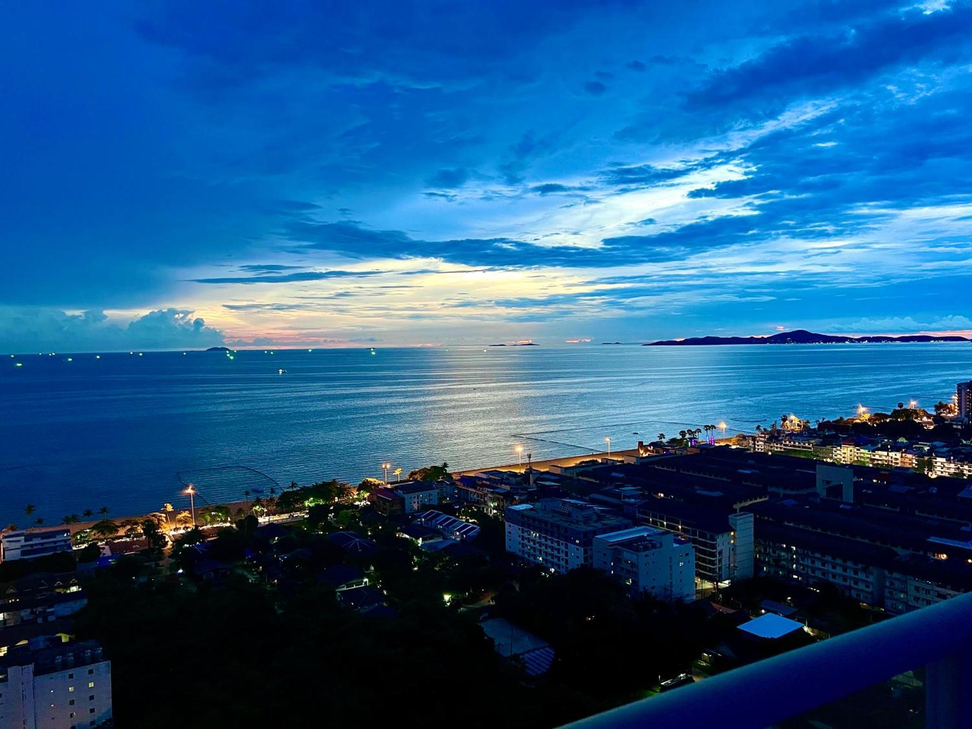 Luxsl Luxury Style Of Life 6 Leilighet Haat Jomtien Eksteriør bilde