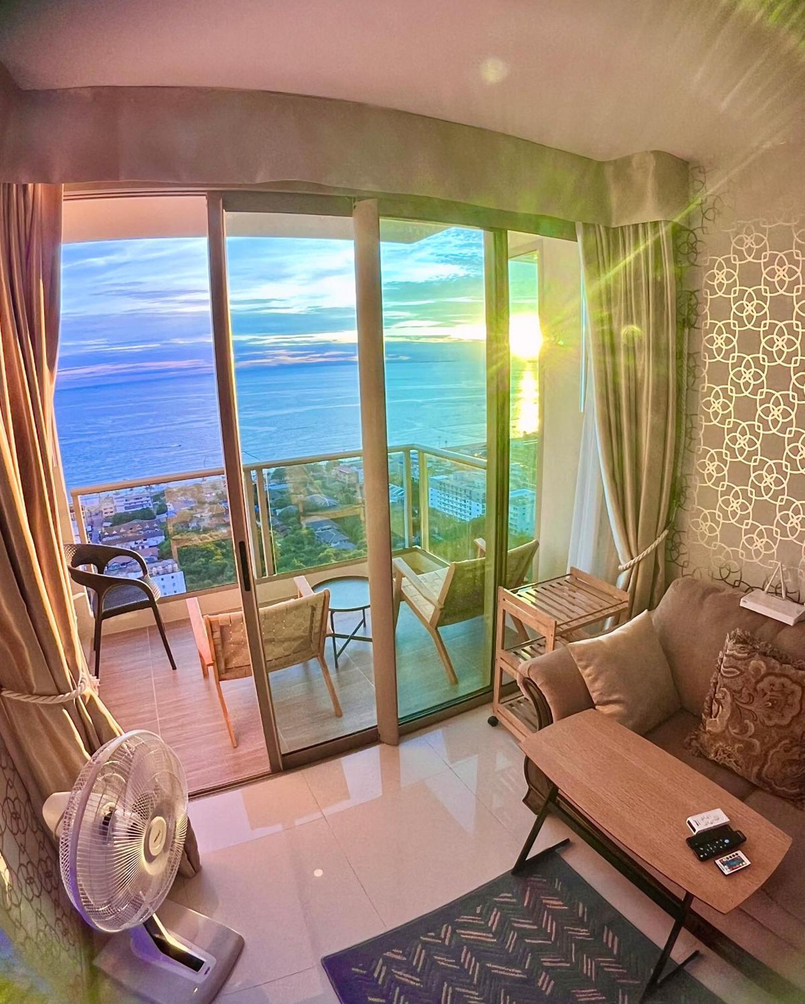 Luxsl Luxury Style Of Life 6 Leilighet Haat Jomtien Eksteriør bilde