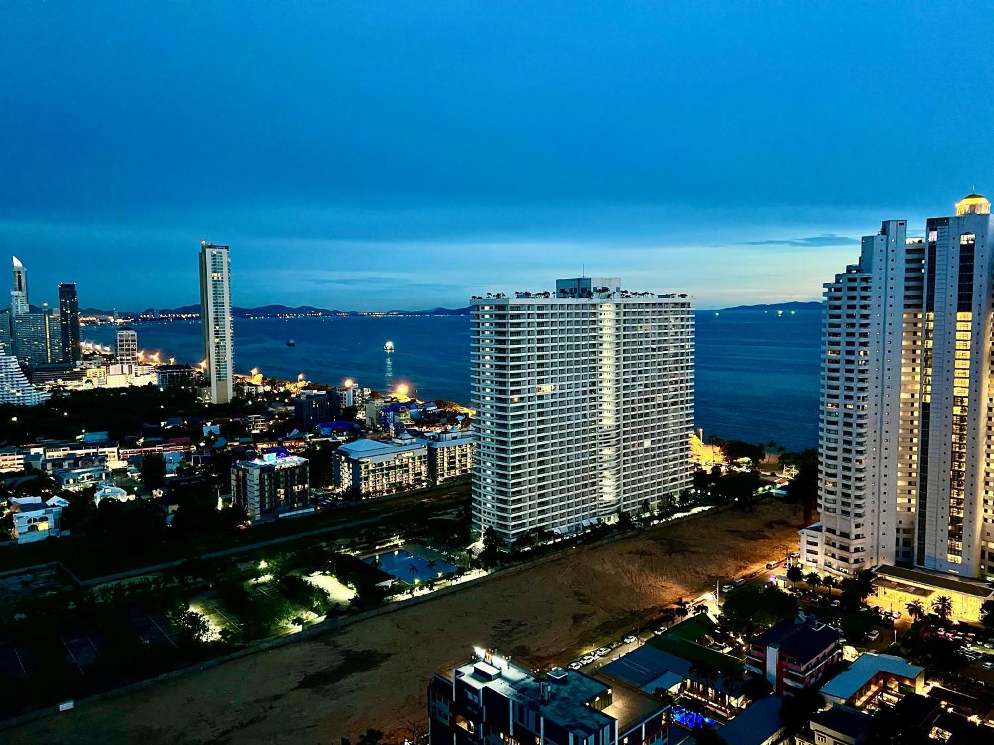 Luxsl Luxury Style Of Life 6 Leilighet Haat Jomtien Eksteriør bilde