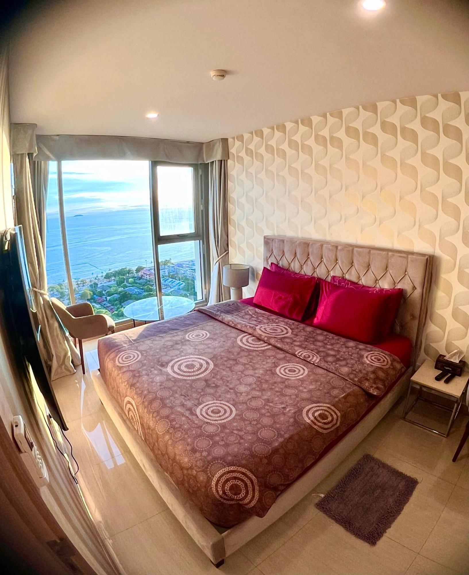 Luxsl Luxury Style Of Life 6 Leilighet Haat Jomtien Eksteriør bilde
