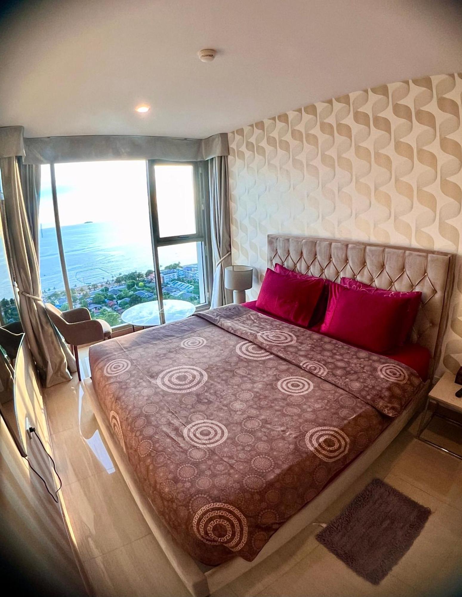 Luxsl Luxury Style Of Life 6 Leilighet Haat Jomtien Eksteriør bilde